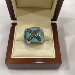 Turquoise cross stone and sterling silver ring